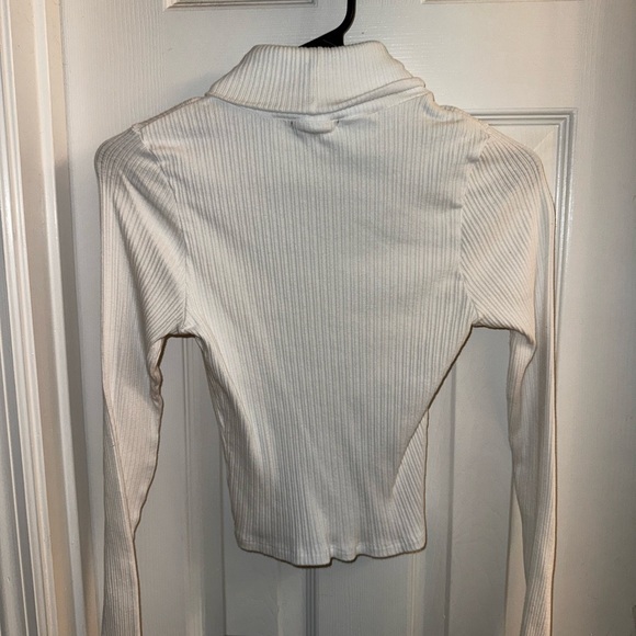 Ambiance Ribbed White Top - Picture 2 of 3